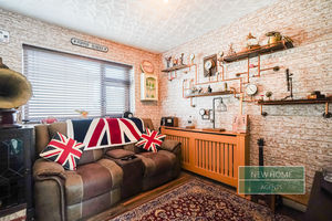 Photo 27- click for photo gallery